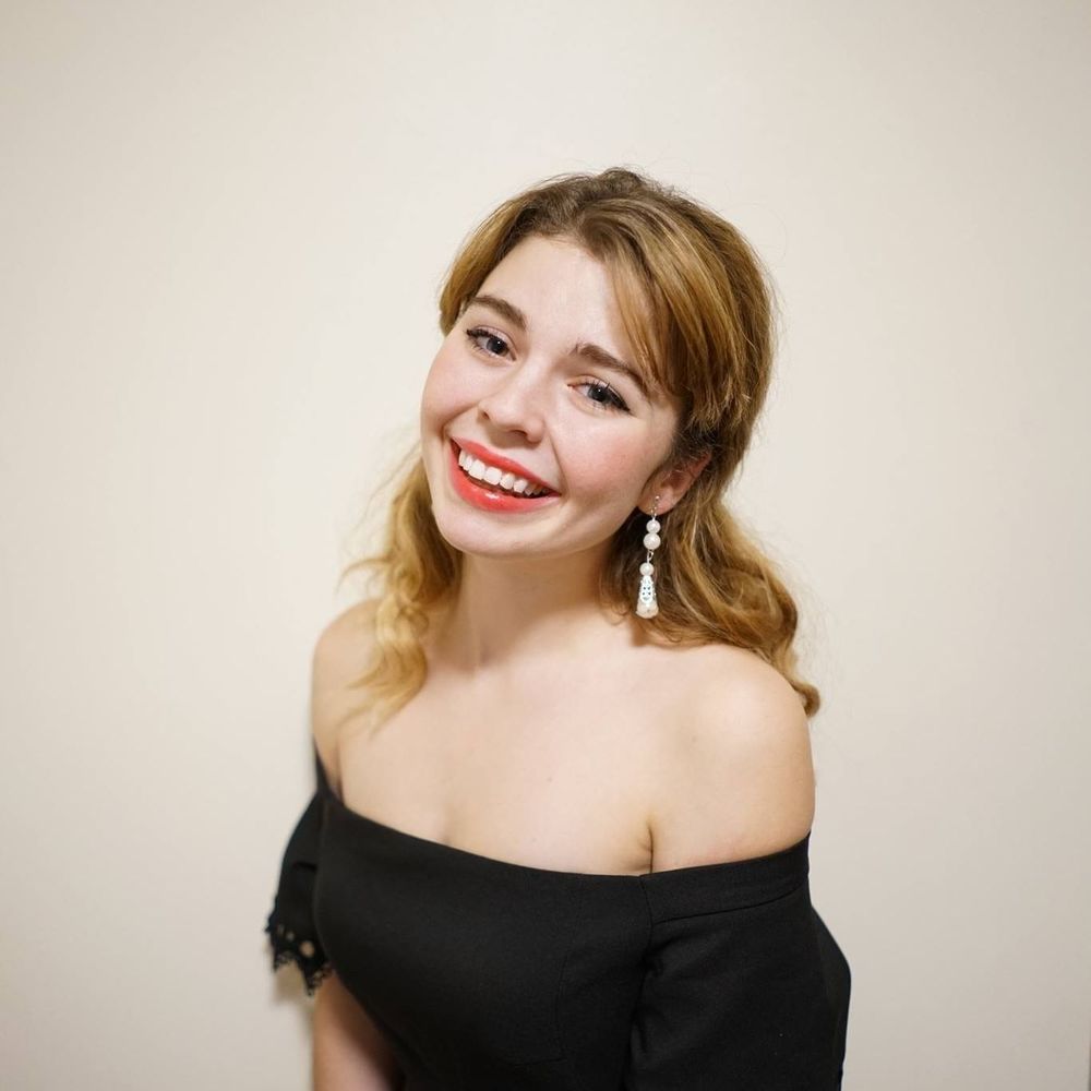 Meet your Posher, Cora